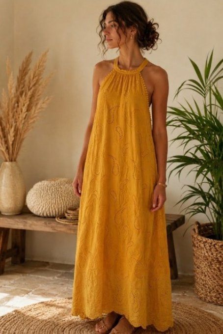 Robe Longue en Broderie Anglaise